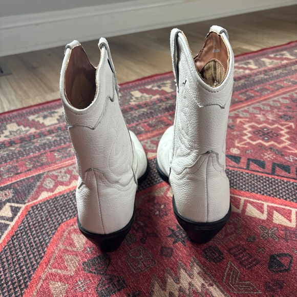 White Western Ankle Boots - Picture 3 of 4